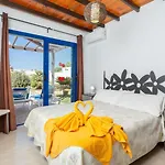 Tropical Playa Blanca